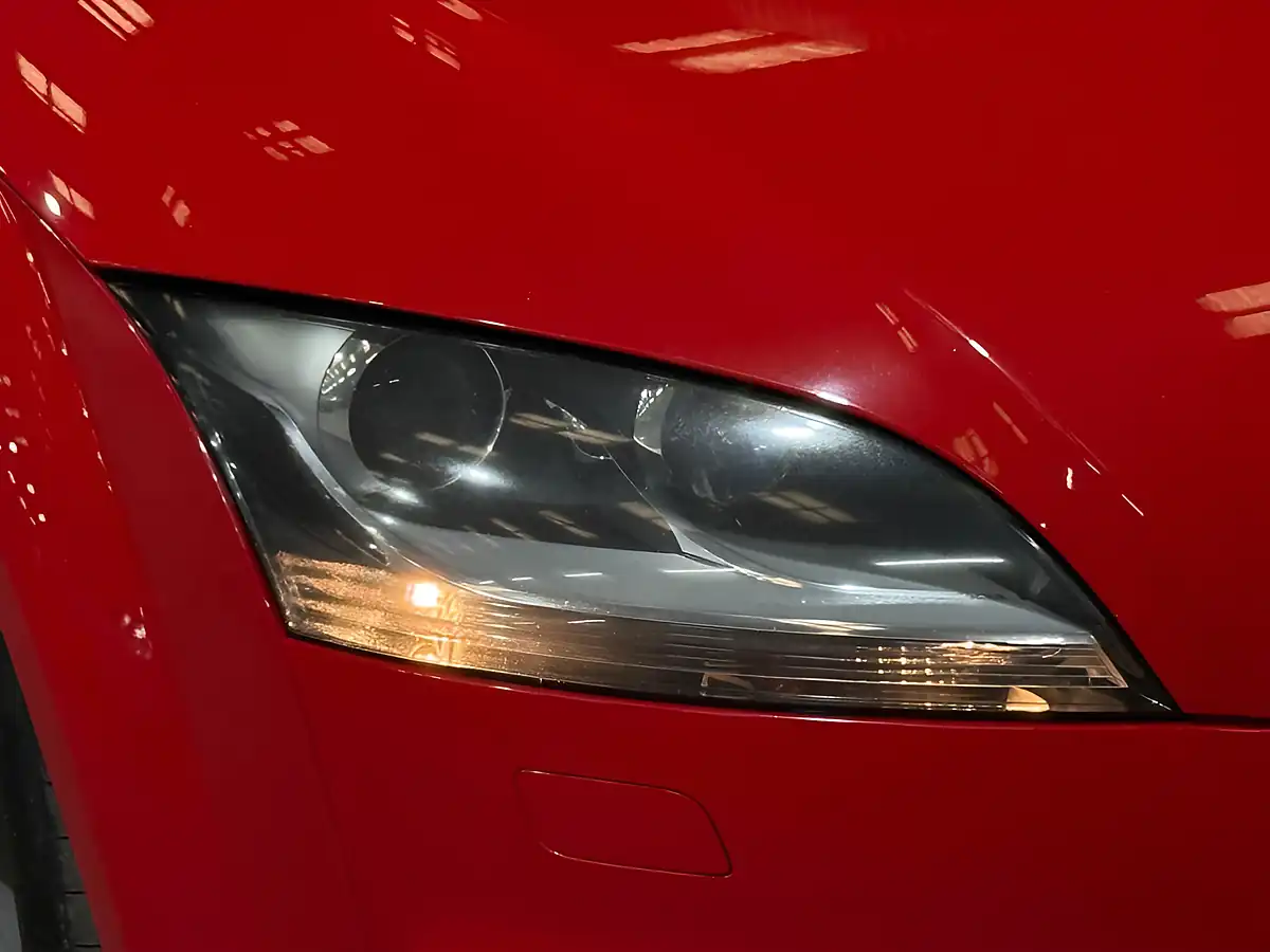 Used 2009 Audi Tt S Line Special Edition Red - Interior and Exterior details 19