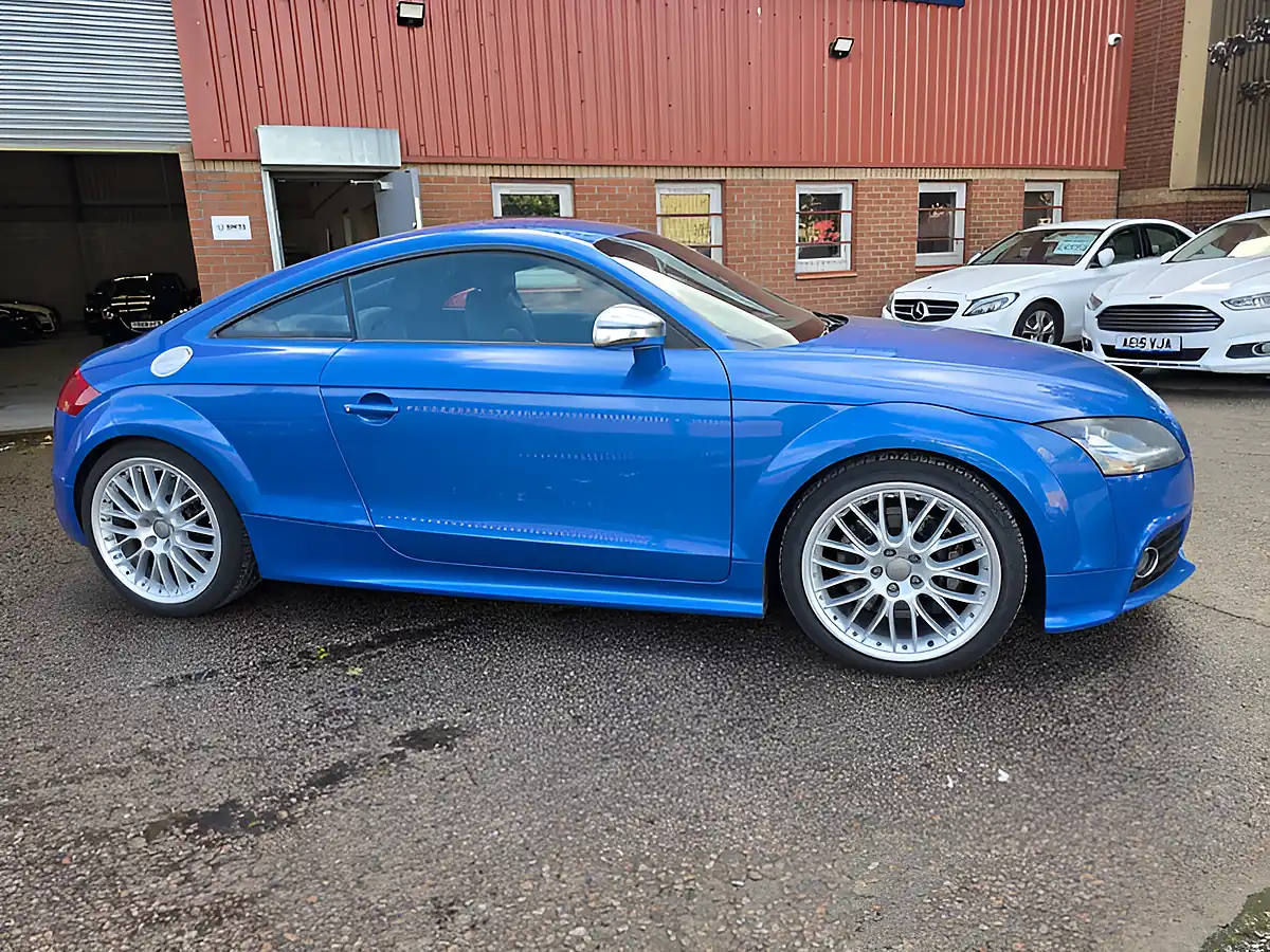 Used 2009 Audi Tt Tts Blue - Interior and Exterior details 16
