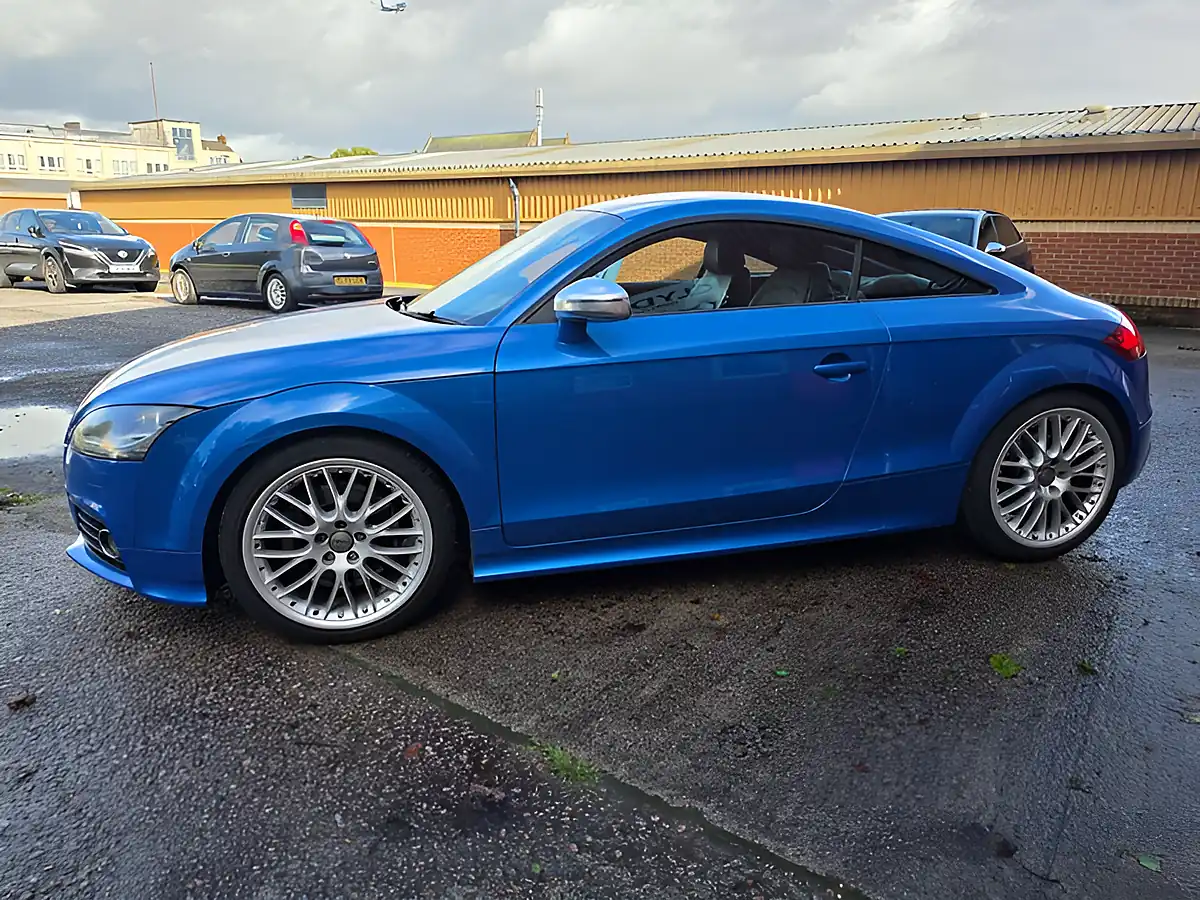 Used 2009 Audi Tt Tts Blue - Interior and Exterior details 5