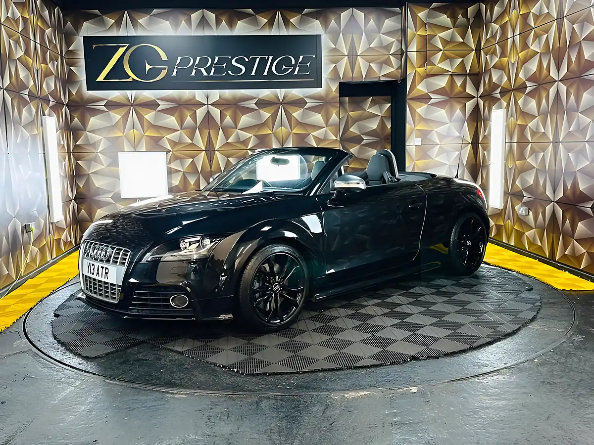 Used 2009 Audi Tts Roadster Black - Interior and Exterior details 11