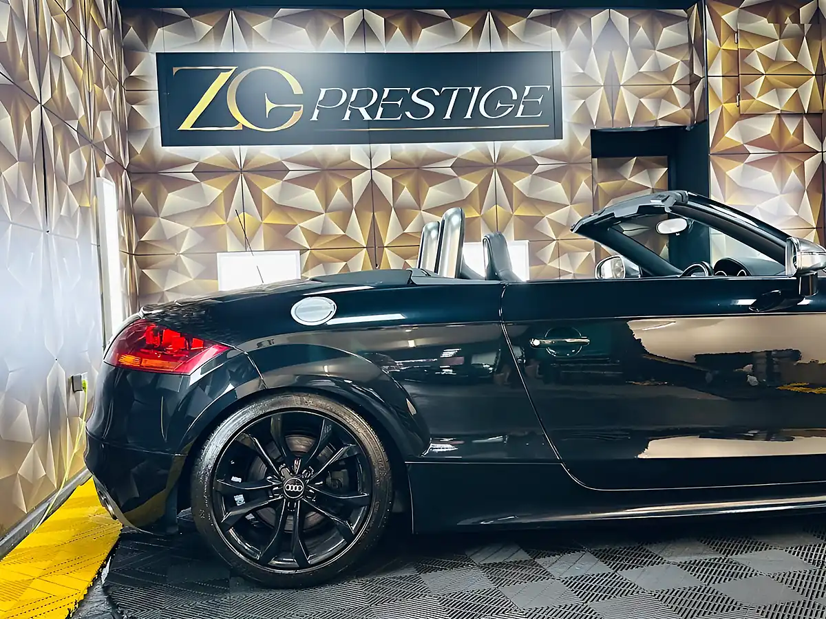 Used 2009 Audi Tts Roadster Black - Interior and Exterior details 14