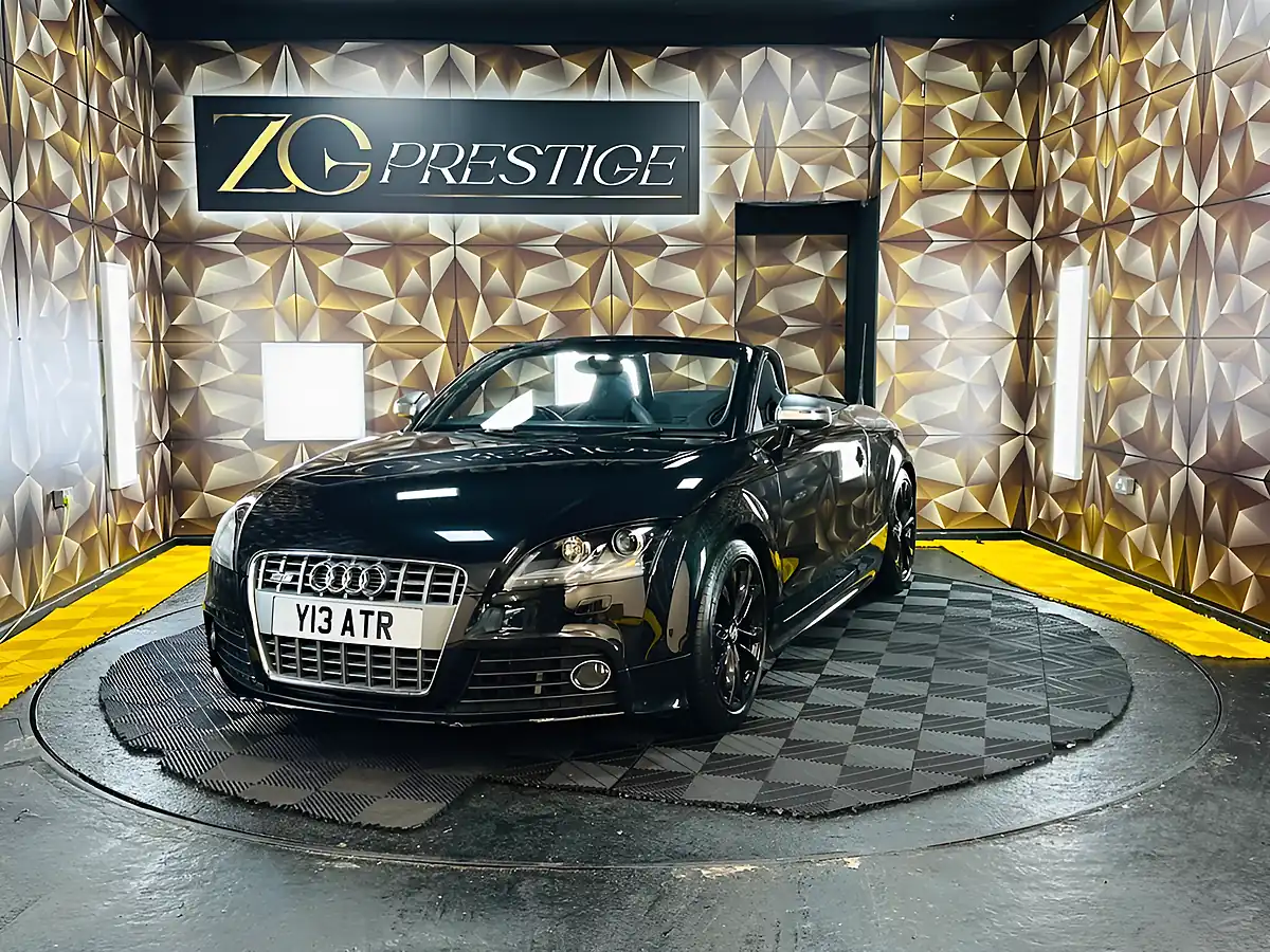 Used 2009 Audi Tts Roadster Black - Interior and Exterior details 17
