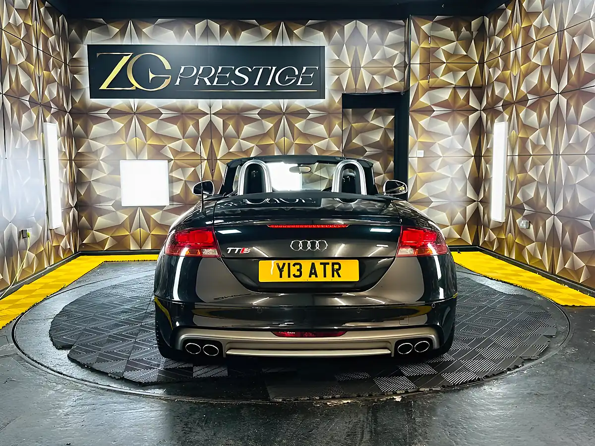 Used 2009 Audi Tts Roadster Black - Interior and Exterior details 4