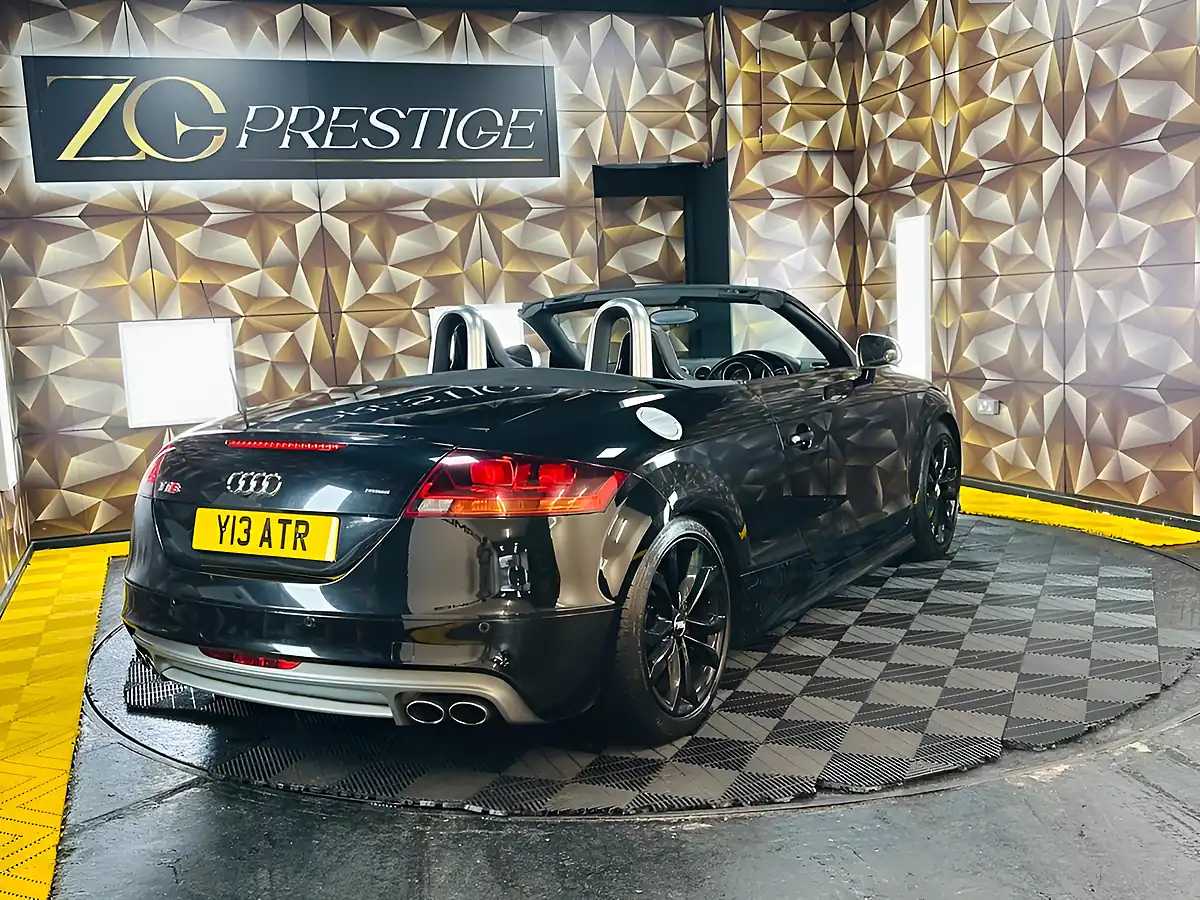 Used 2009 Audi Tts Roadster Black - Interior and Exterior details 6