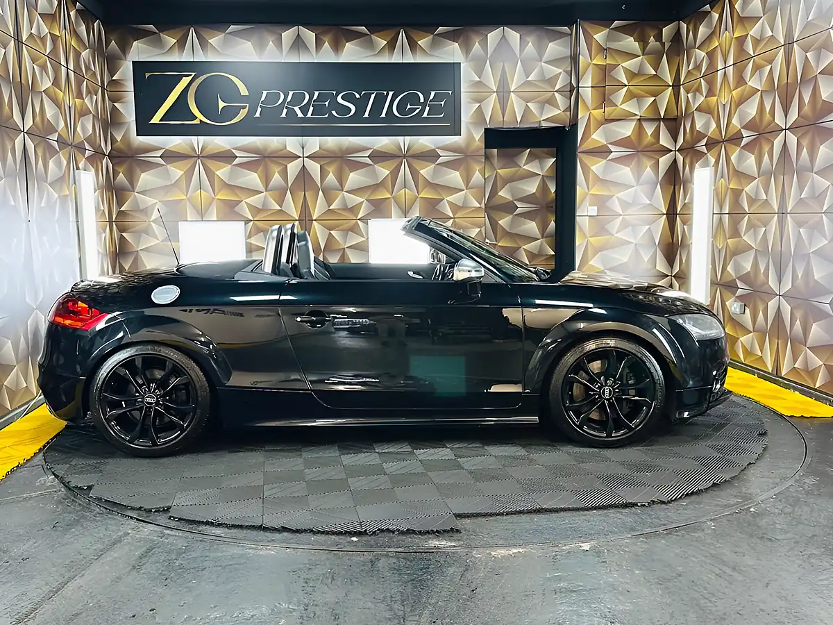Used 2009 Audi Tts Roadster Black - Interior and Exterior details 8