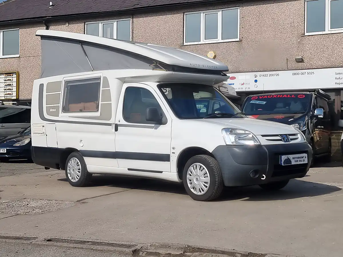 Used 2009 Auto-Sleeper Mezan Pop Top White - Front View