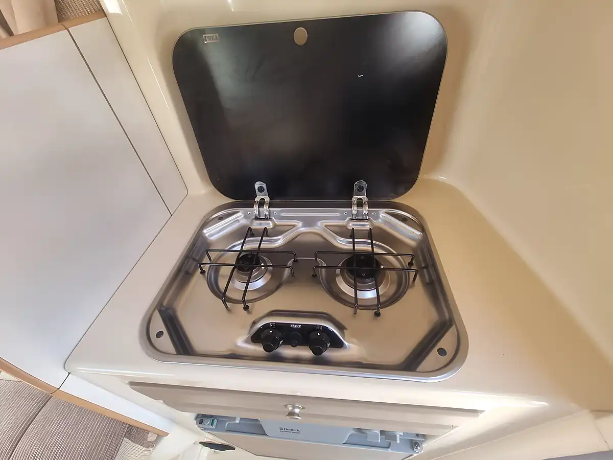 Used 2009 Auto-Sleeper Mezan Pop Top White - Interior and Exterior details 8