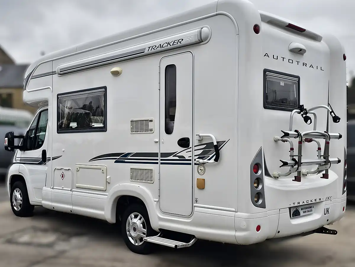Used 2009 Autotrail Tracker Se Eks White - Interior and Exterior details 5