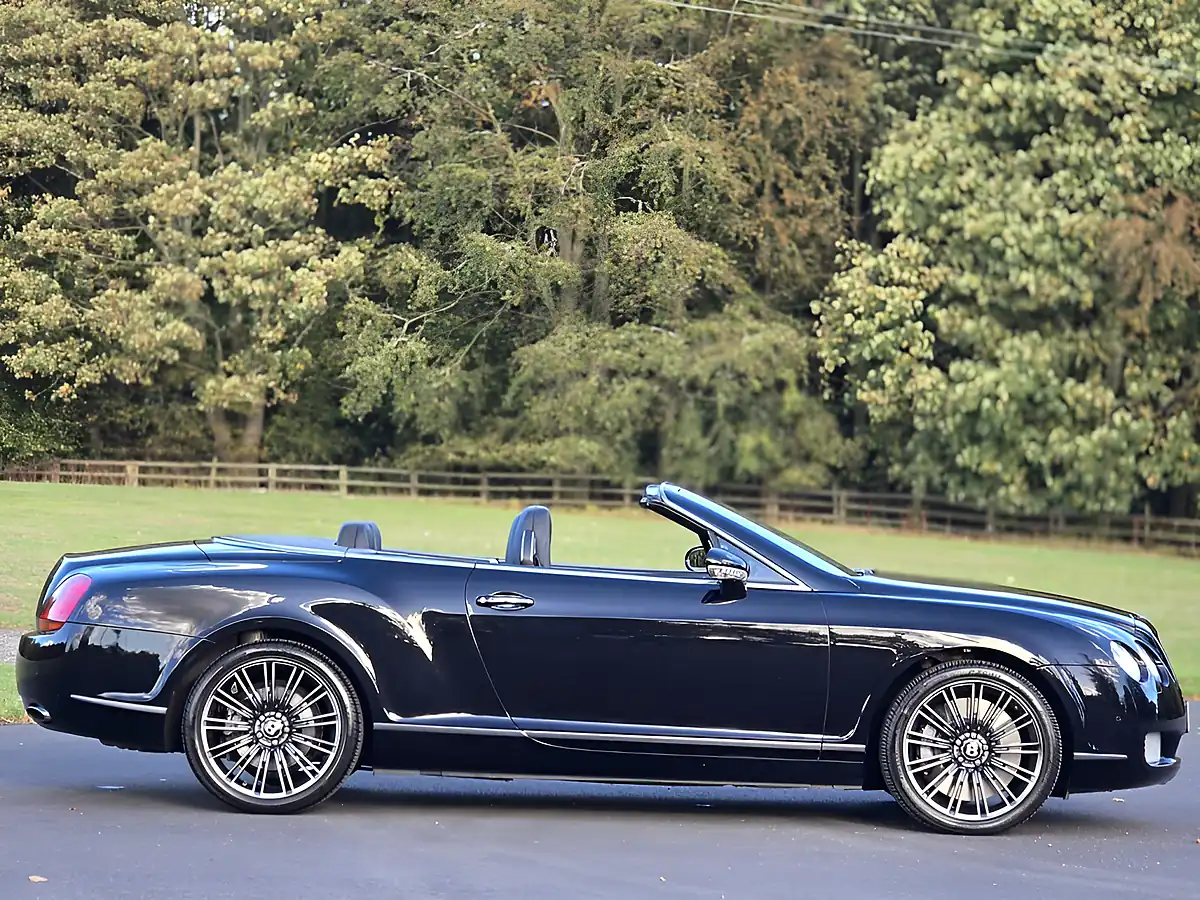 Used 2009 Bentley Continental Gtc Mulliner Black - Interior and Exterior details 10