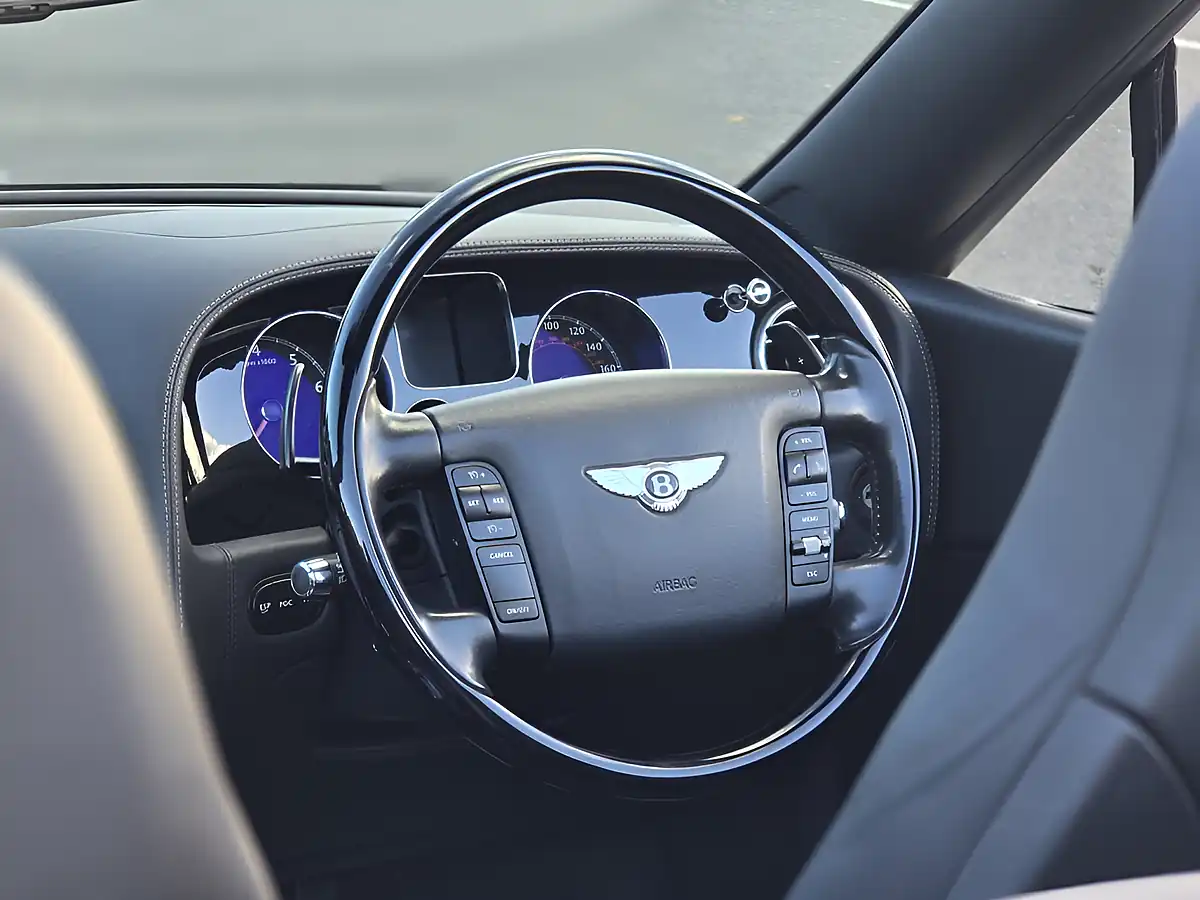 Used 2009 Bentley Continental Gtc Mulliner Black - Interior and Exterior details 11