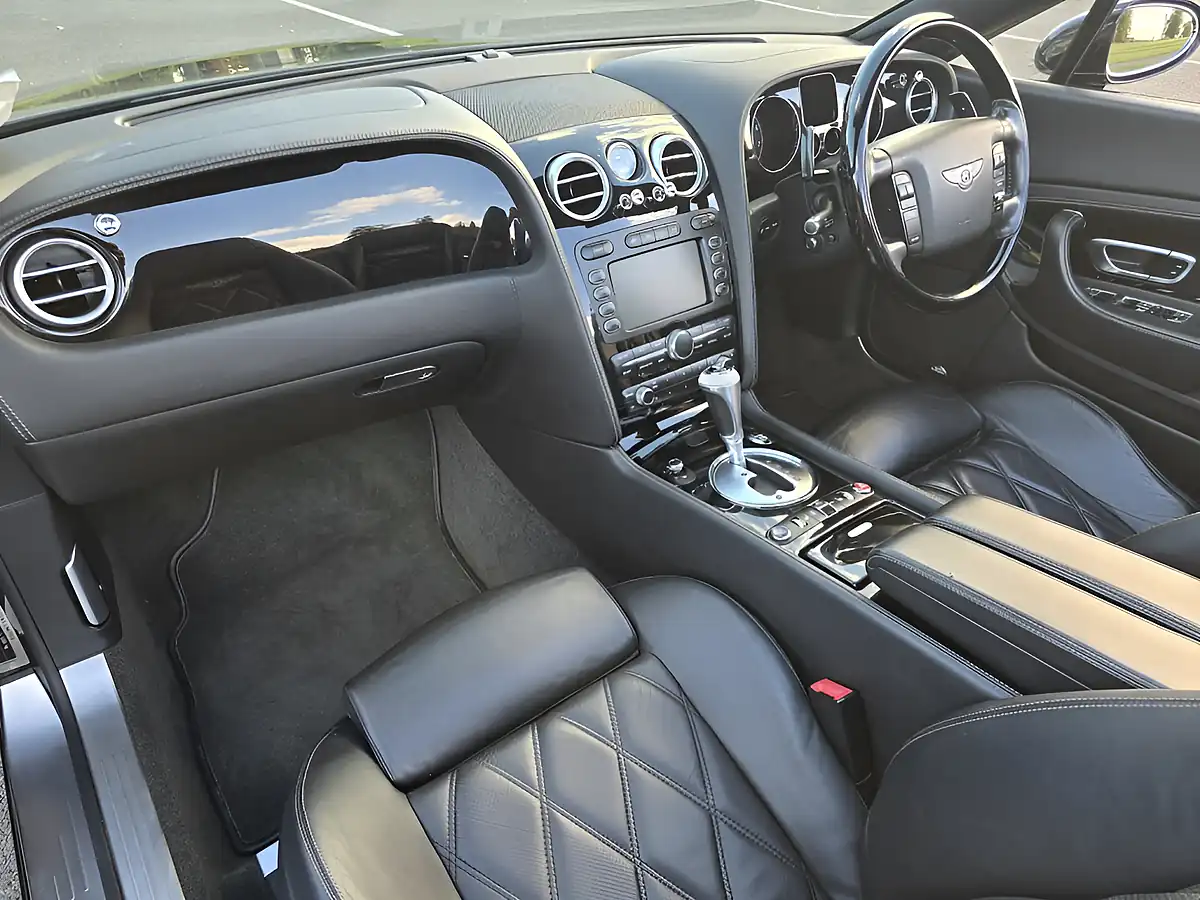 Used 2009 Bentley Continental Gtc Mulliner Black - Interior and Exterior details 17