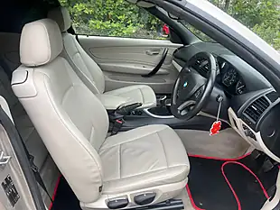 Used 2009 BMW 1 Series Se Silver - Interior and Exterior details 9