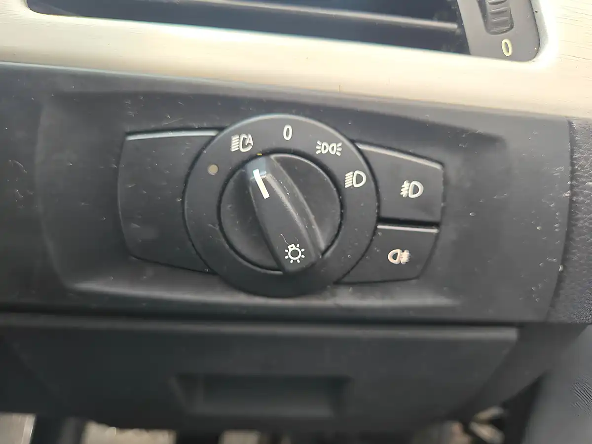 Used 2009 BMW 3 Series M Sport Black - Interior and Exterior details 16