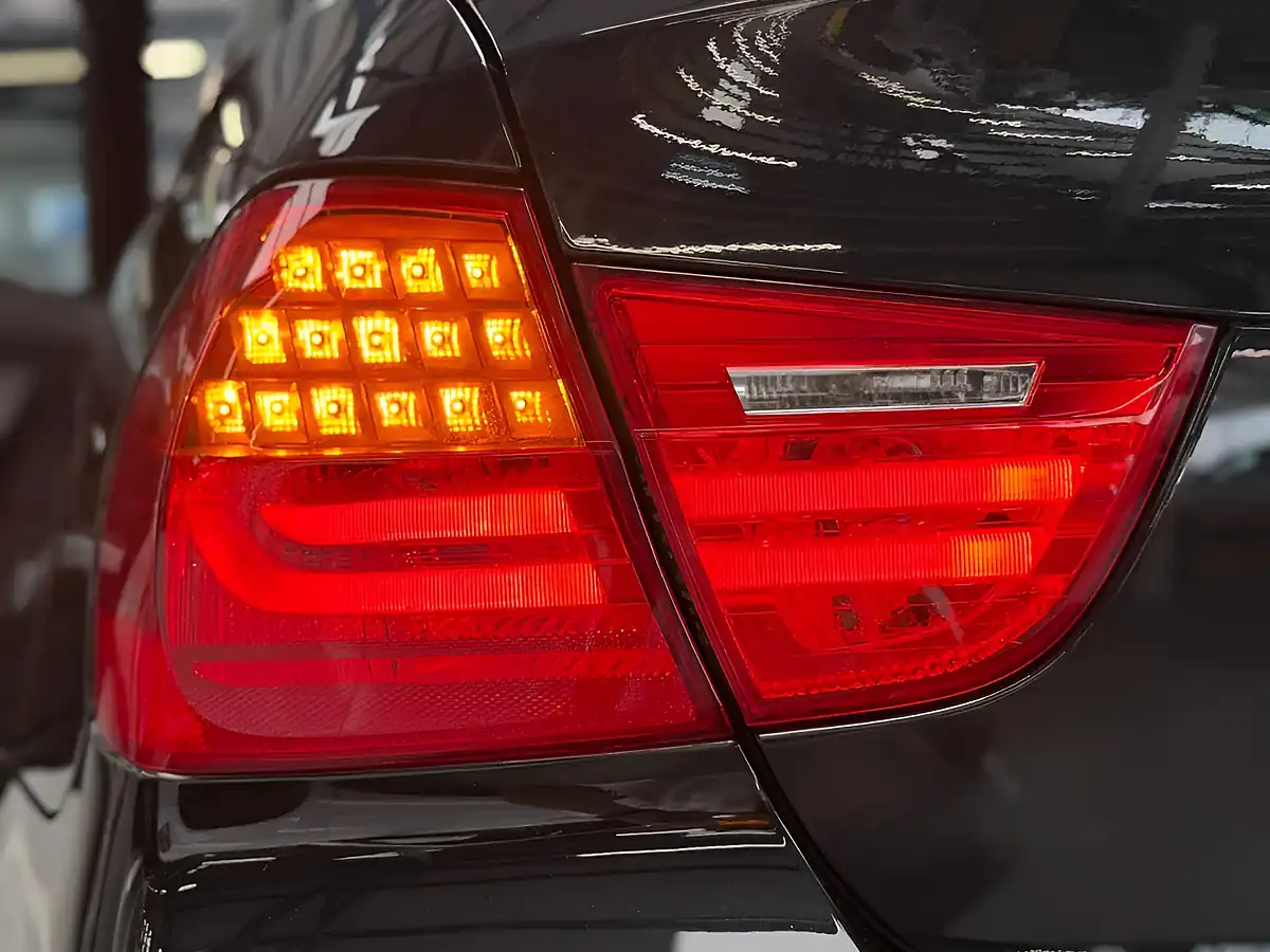 Used 2009 BMW 3 Series M Sport Black - Interior and Exterior details 18