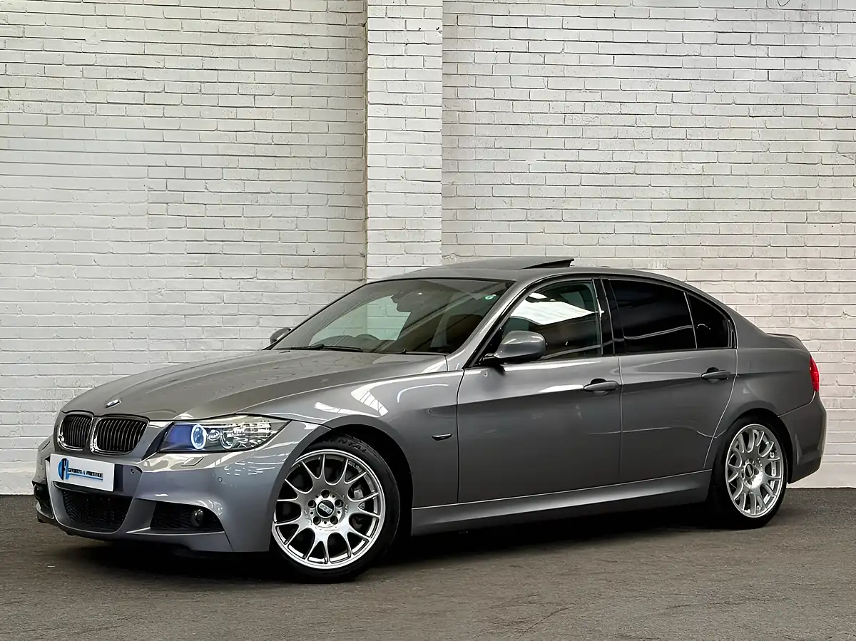Used 2009 BMW 3 Series M Sport Grey - Front View