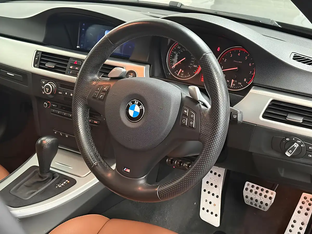 Used 2009 BMW 3 Series M Sport Grey - Interior and Exterior details 16
