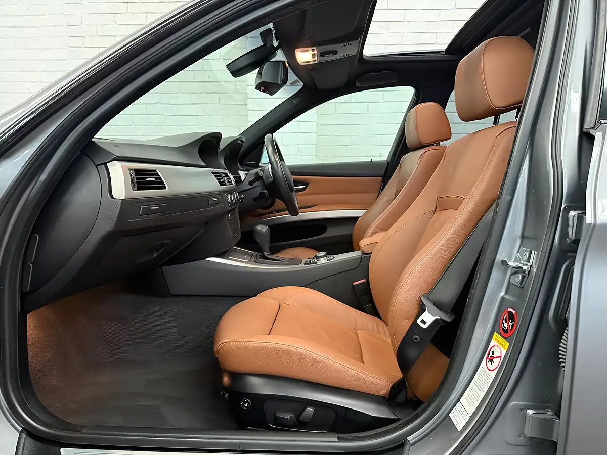 Used 2009 BMW 3 Series M Sport Grey - Interior and Exterior details 17