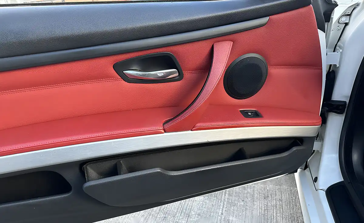 Used 2009 BMW 3 Series M Sport White - Interior and Exterior details 15