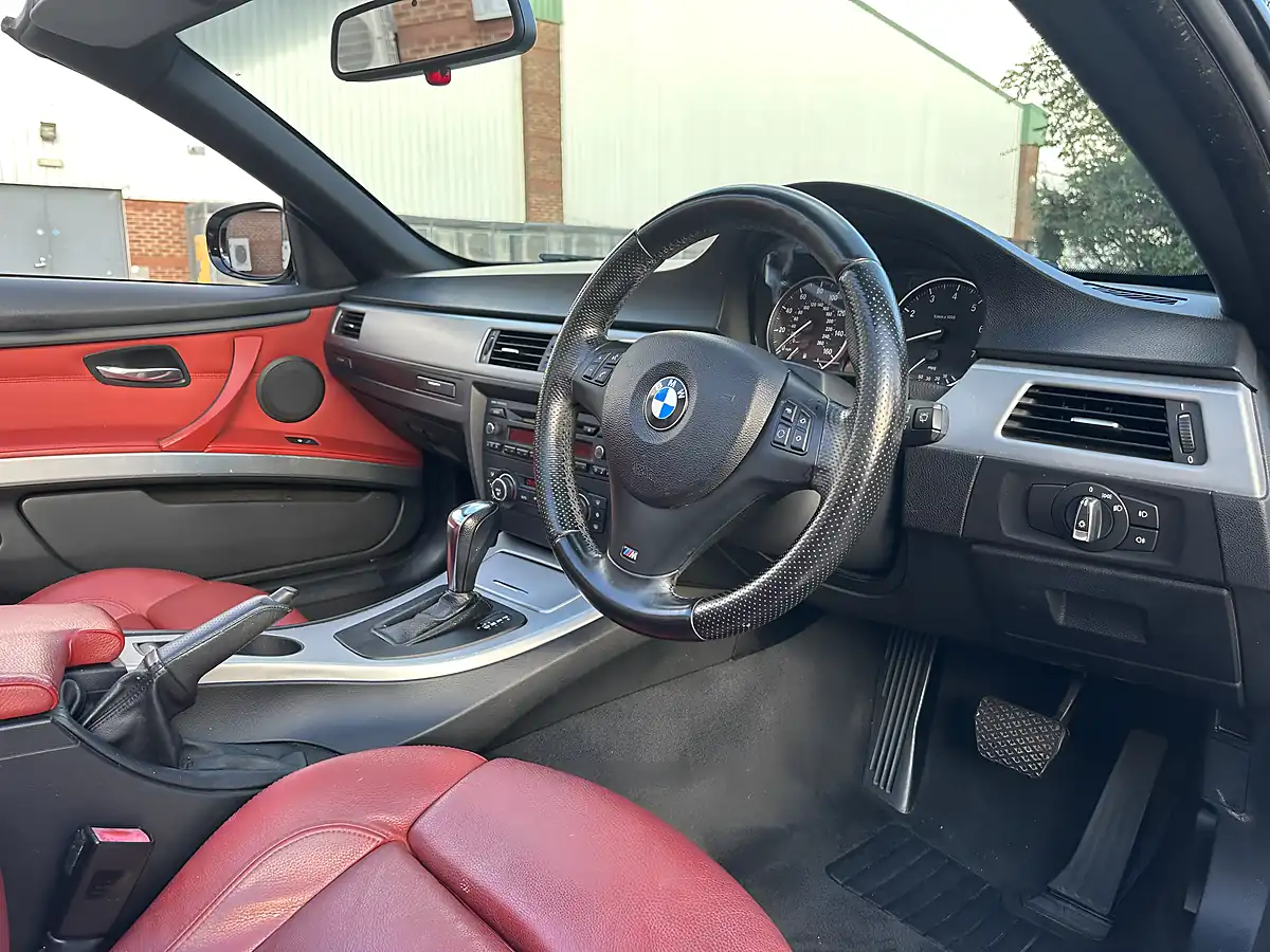 Used 2009 BMW 3 Series M Sport White - Interior and Exterior details 17