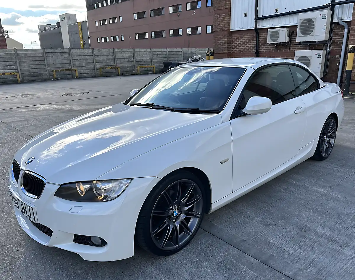 Used 2009 BMW 3 Series M Sport White - Interior and Exterior details 9