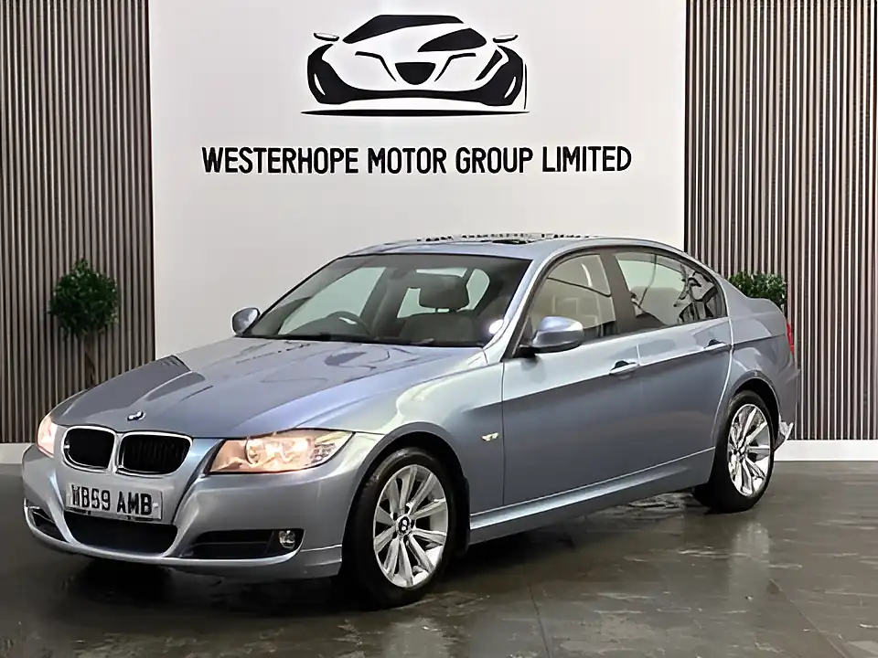 Used 2009 BMW 3 Series Se Blue - Interior and Exterior details 11