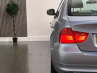 Used 2009 BMW 3 Series Se Blue - Interior and Exterior details 18