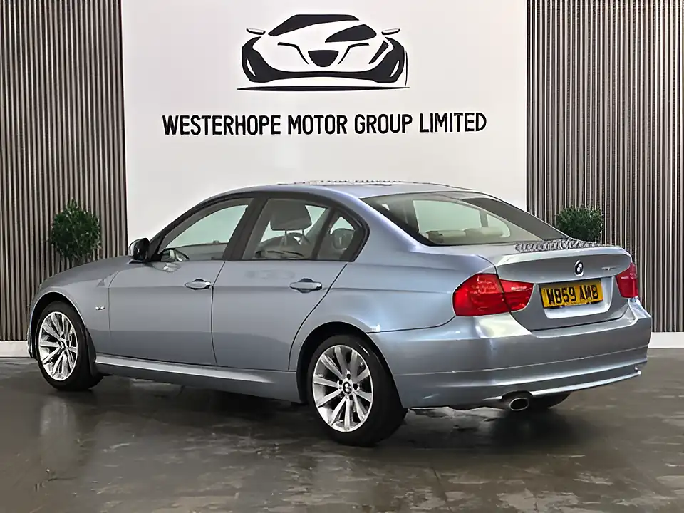 Used 2009 BMW 3 Series Se Blue - Interior and Exterior details 2