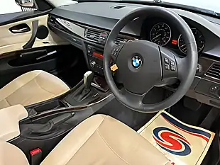 Used 2009 BMW 3 Series Se Blue - Interior and Exterior details 3