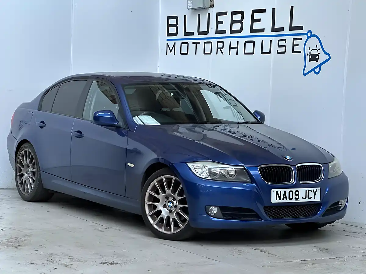 Used 2009 BMW 3 Series Se Blue - Front View