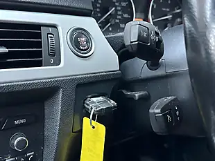 Used 2009 BMW 3 Series Se Blue - Interior and Exterior details 9