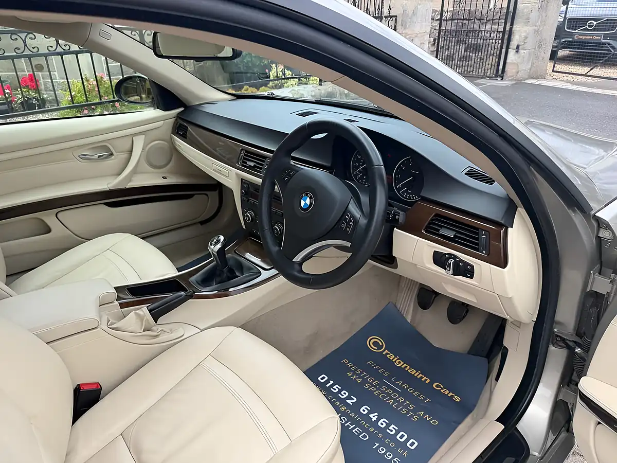 Used 2009 BMW 3 Series Se Highline Platinum Bronze - Interior and Exterior details 17