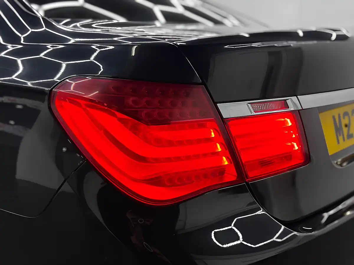 Used 2009 BMW 7 Series Se Black - Interior and Exterior details 12