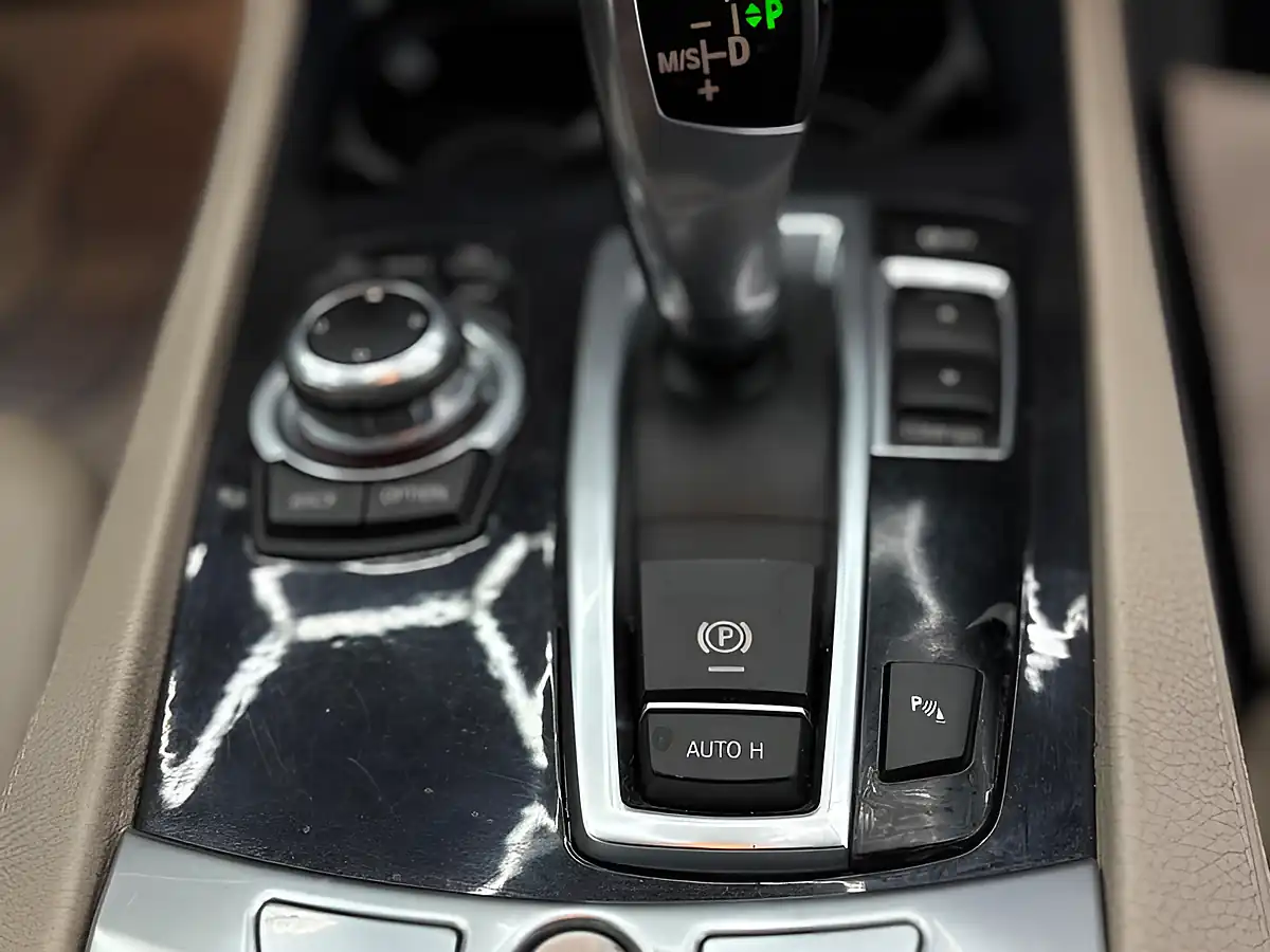 Used 2009 BMW 7 Series Se Black - Interior and Exterior details 20