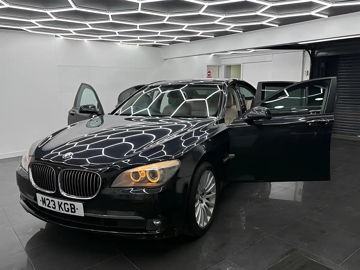 Used 2009 BMW 7 Series Se Black - Interior and Exterior details 6