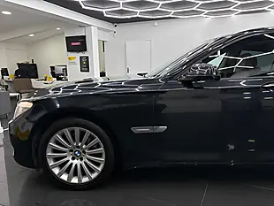 Used 2009 BMW 7 Series Se Black - Interior and Exterior details 9