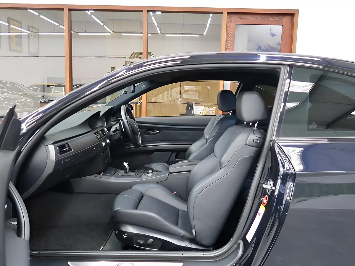Used 2009 BMW M3 Coupe Black - Interior and Exterior details 17