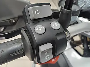Used 2009 BMW R 1200 GS Silver - Interior and Exterior details 13