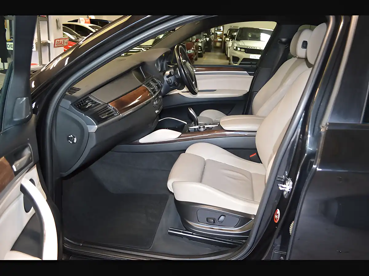 Used 2009 BMW X6 Xdrive Black Sapphire - Interior and Exterior details 10