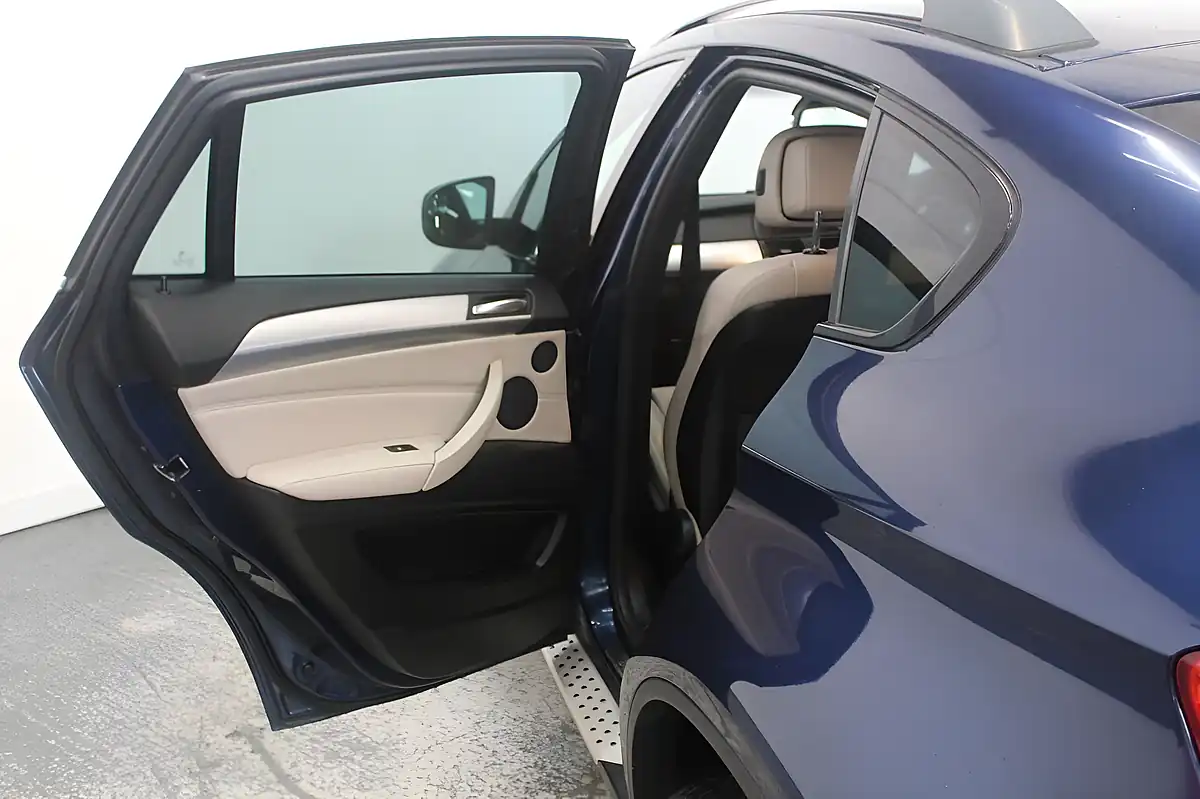 Used 2009 BMW X6 Xdrive Blue - Interior and Exterior details 12