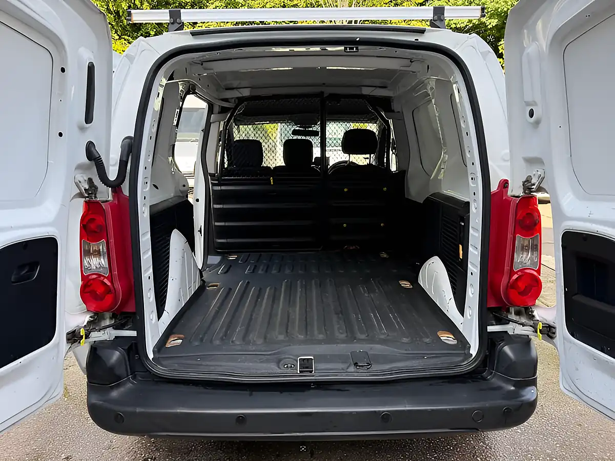 Used 2009 Citroen Berlingo Lx White - Interior and Exterior details 10