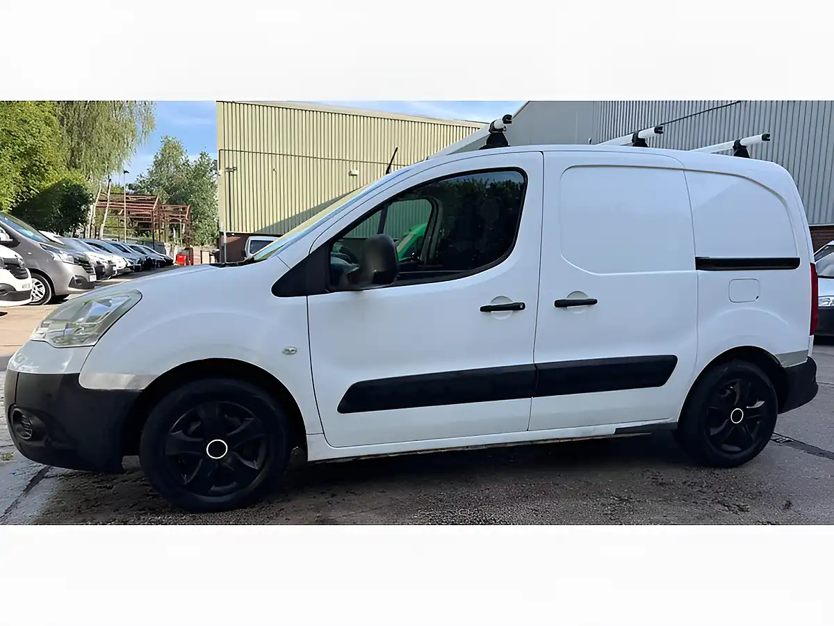 Used 2009 Citroen Berlingo Lx White - Interior and Exterior details 13