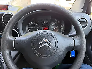 Used 2009 Citroen Berlingo Lx White - Interior and Exterior details 16