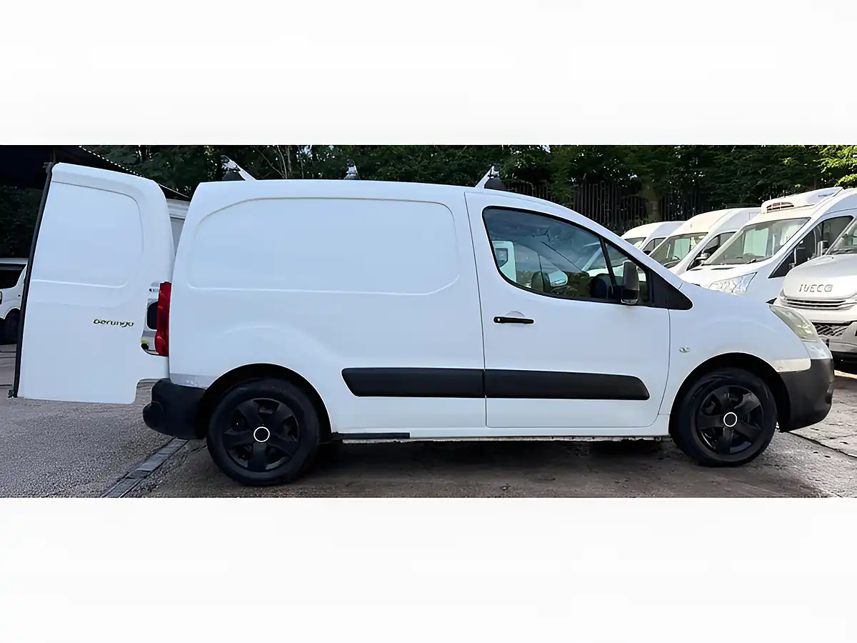 Used 2009 Citroen Berlingo Lx White - Interior and Exterior details 5