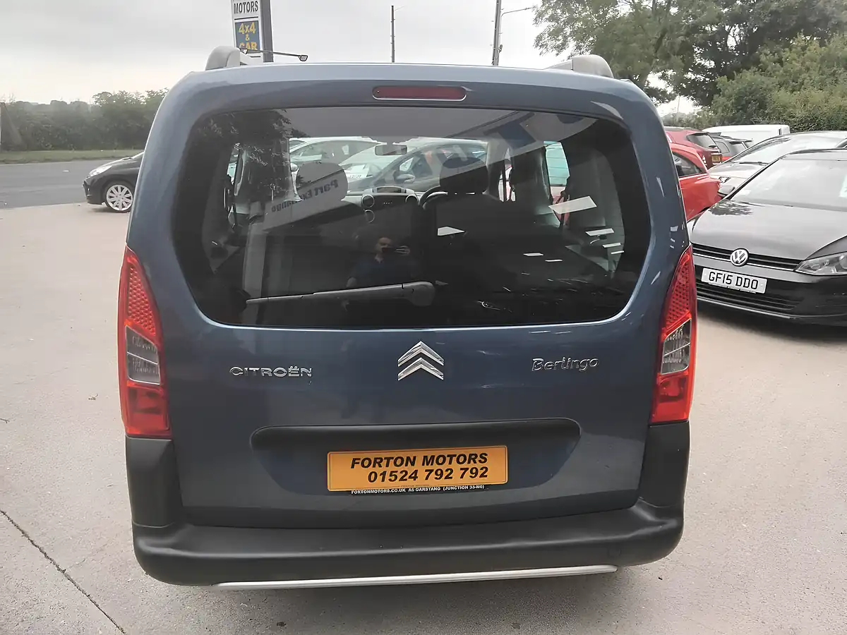 Used 2009 Citroen Berlingo Multispace Xtr Blue - Interior and Exterior details 10