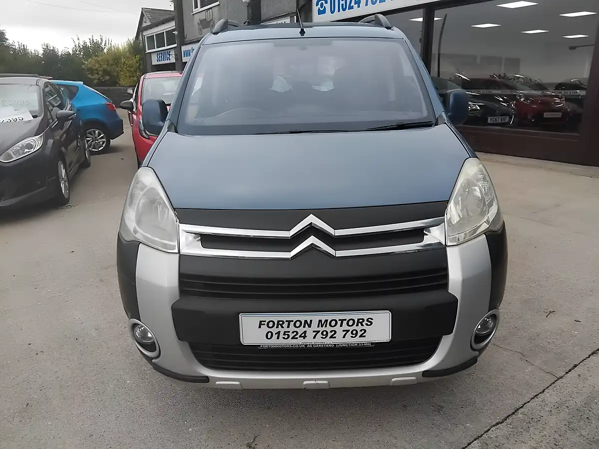 Used 2009 Citroen Berlingo Multispace Xtr Blue - Interior and Exterior details 2