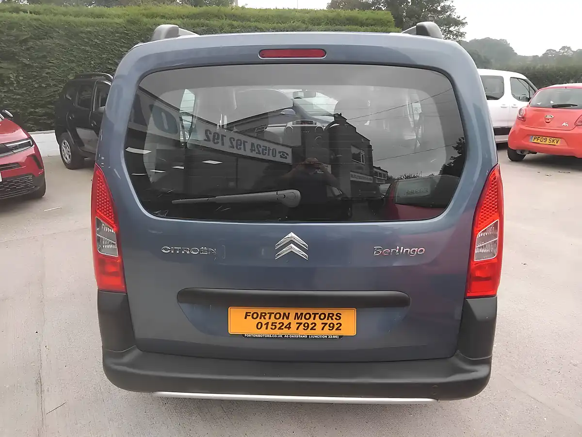 Used 2009 Citroen Berlingo Multispace Xtr Blue - Interior and Exterior details 6