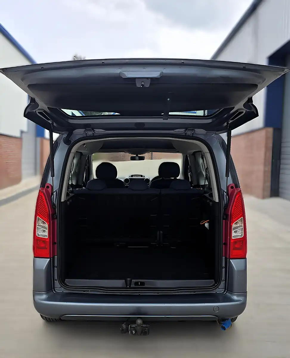 Used 2009 Citroen Berlingo Vtr Multispace Grey - Interior and Exterior details 14