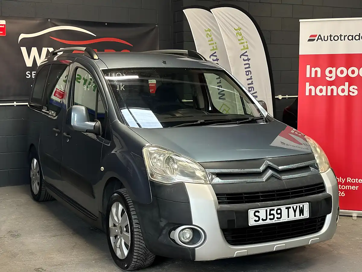 Used 2009 Citroen Berlingo Xtr Multispace Grey - Interior and Exterior details 3