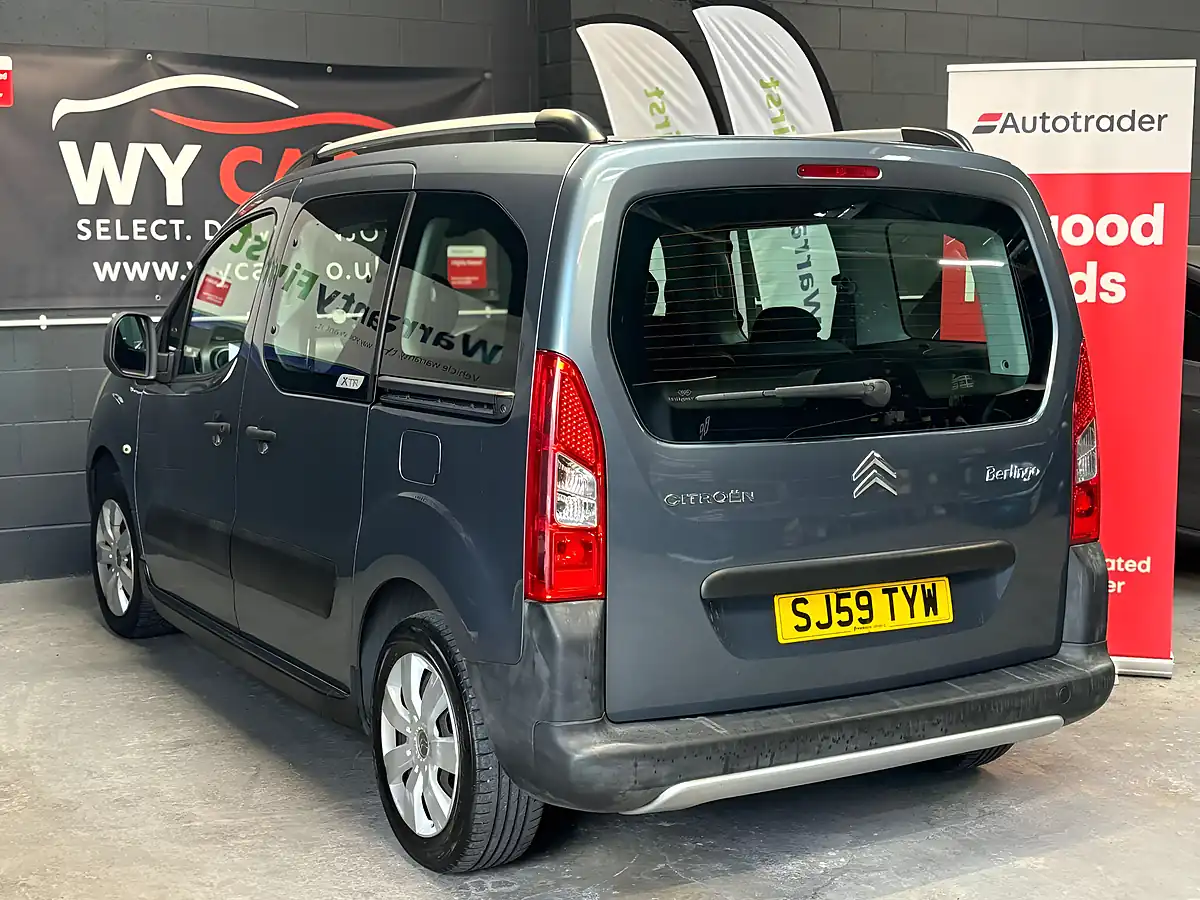 Used 2009 Citroen Berlingo Xtr Multispace Grey - Interior and Exterior details 9