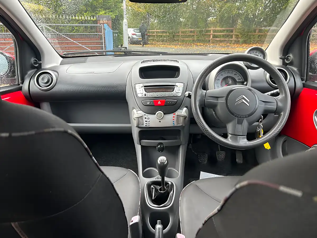 Used 2009 Citroen C1 Vtr Red - Interior and Exterior details 16